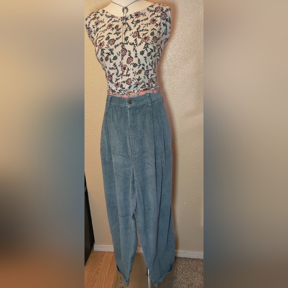 Eddie Bauer Women's Corduroy Pants Size 18